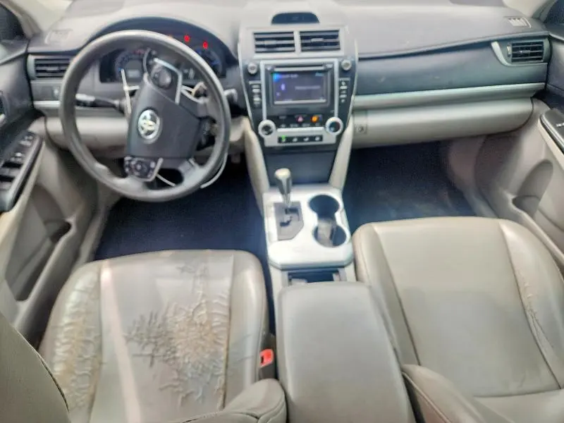 2014 TOYOTA CAMRY LE  