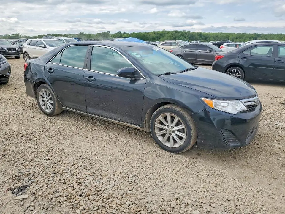 2013 TOYOTA CAMRY LE  