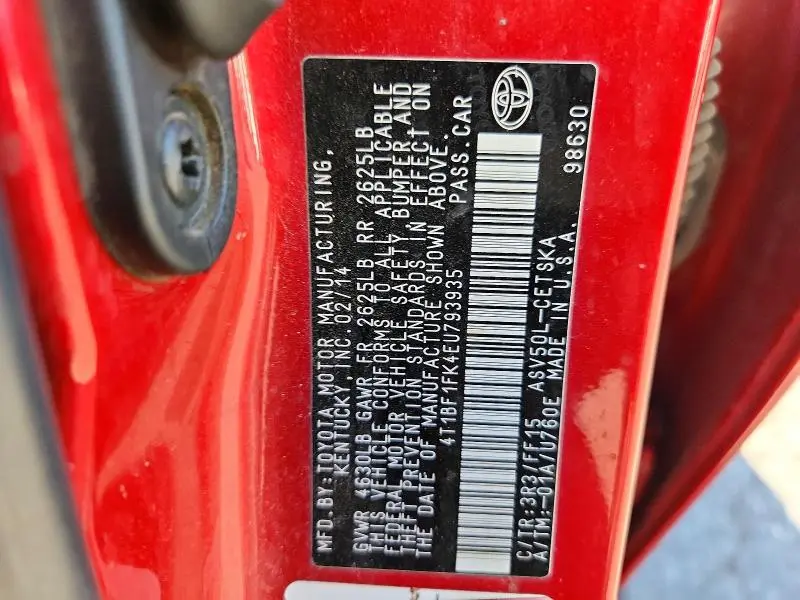 2014 TOYOTA CAMRY SE  