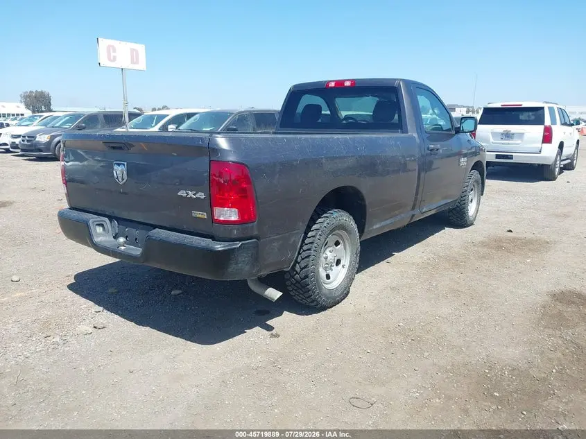 2019 RAM 1500 CLASSIC TRADESMAN  4X4 8' BOX