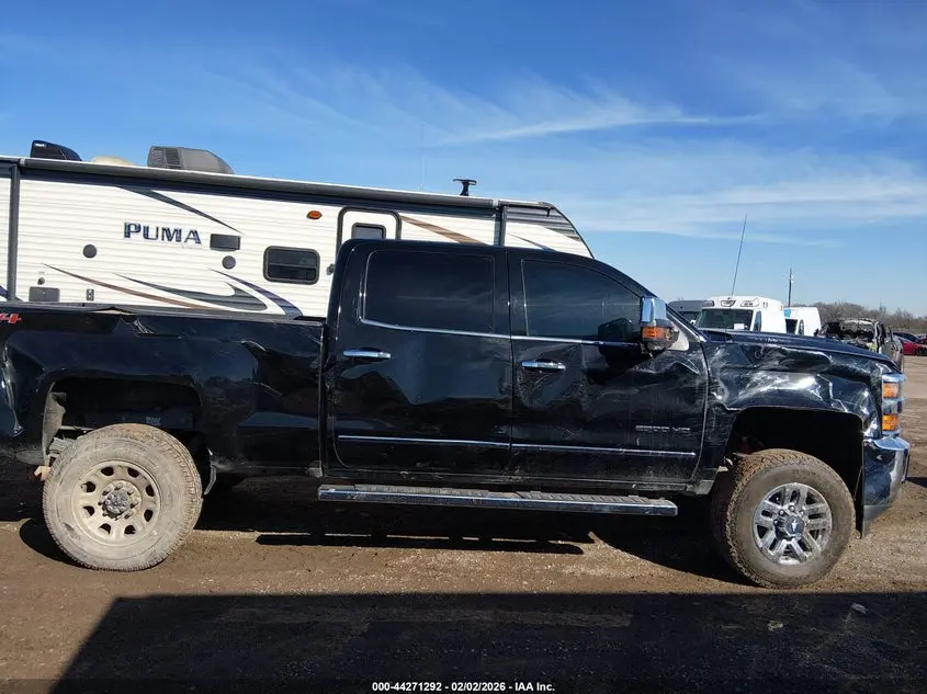 2017 CHEVROLET SILVERADO 2500HD LTZ
