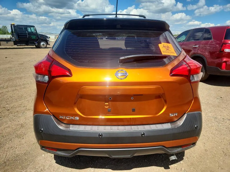 2020 NISSAN KICKS SR  