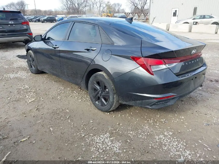 2022 HYUNDAI ELANTRA SEL