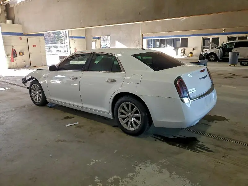 2013 CHRYSLER 300C   