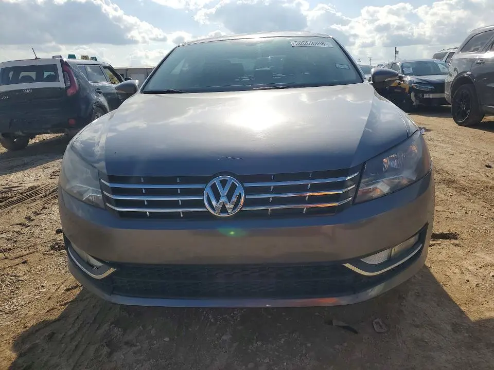 2012 VOLKSWAGEN PASSAT   