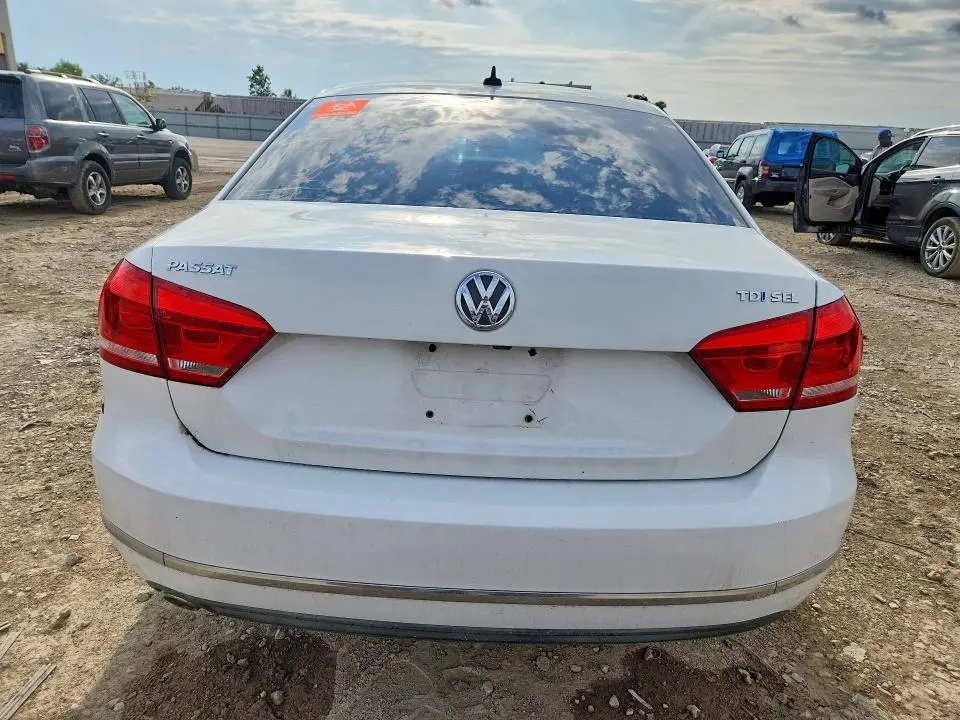 2014 VOLKSWAGEN PASSAT SEL  