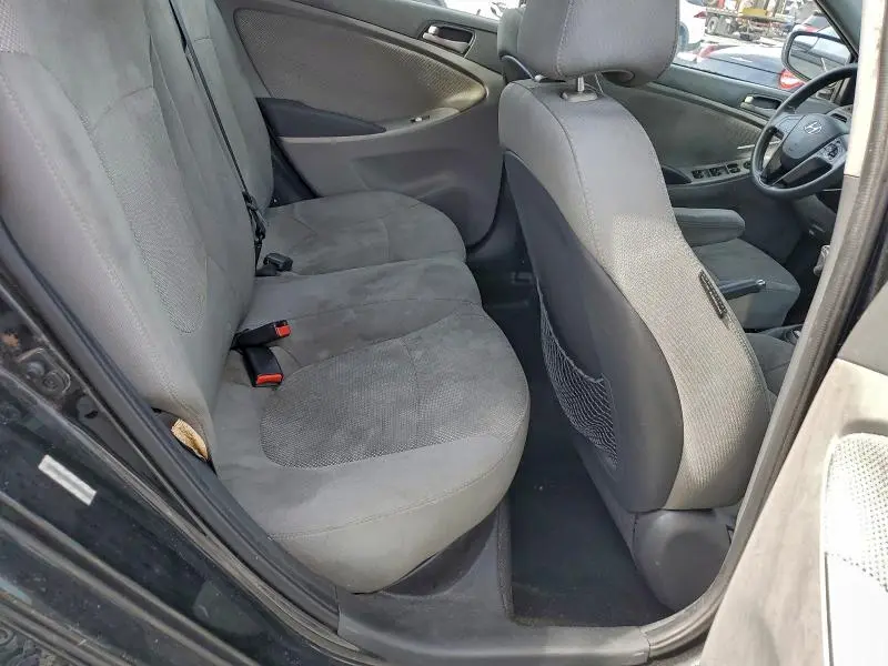 2014 HYUNDAI ACCENT GLS  