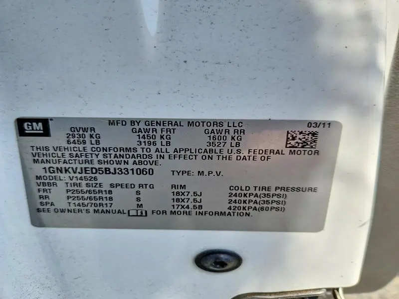 2011 CHEVROLET TRAVERSE LT  