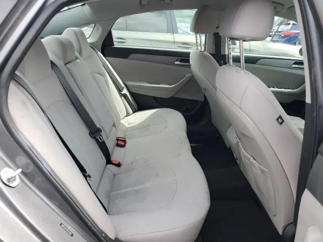 2018 HYUNDAI SONATA SE  