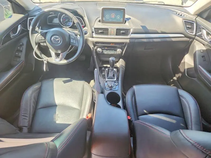 2016 MAZDA 3 TOURING  