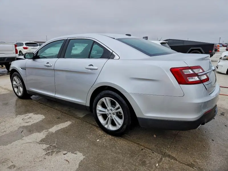 2018 FORD TAURUS SEL  