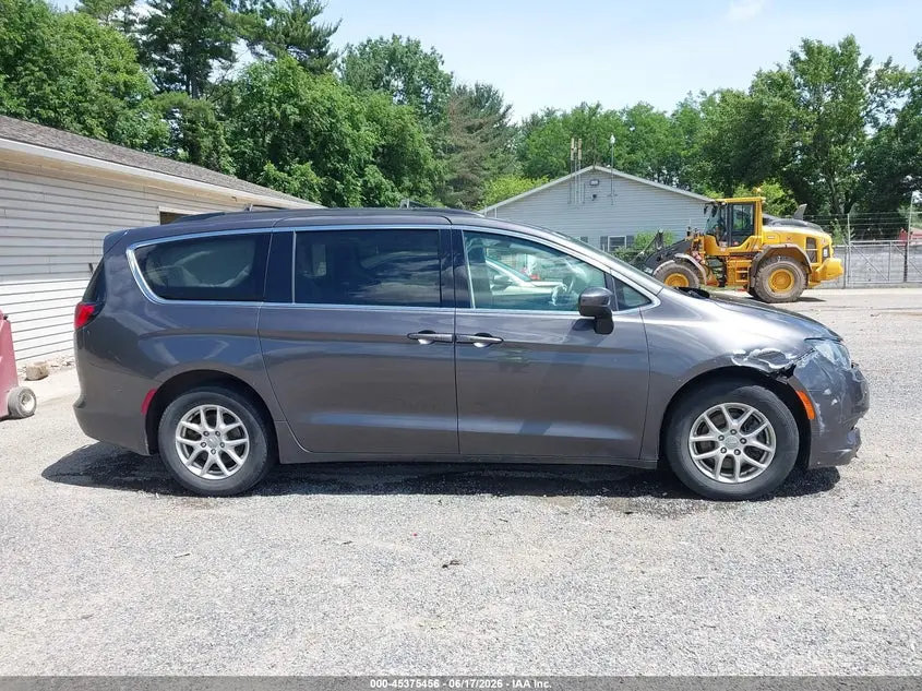 2020 CHRYSLER VOYAGER LXI