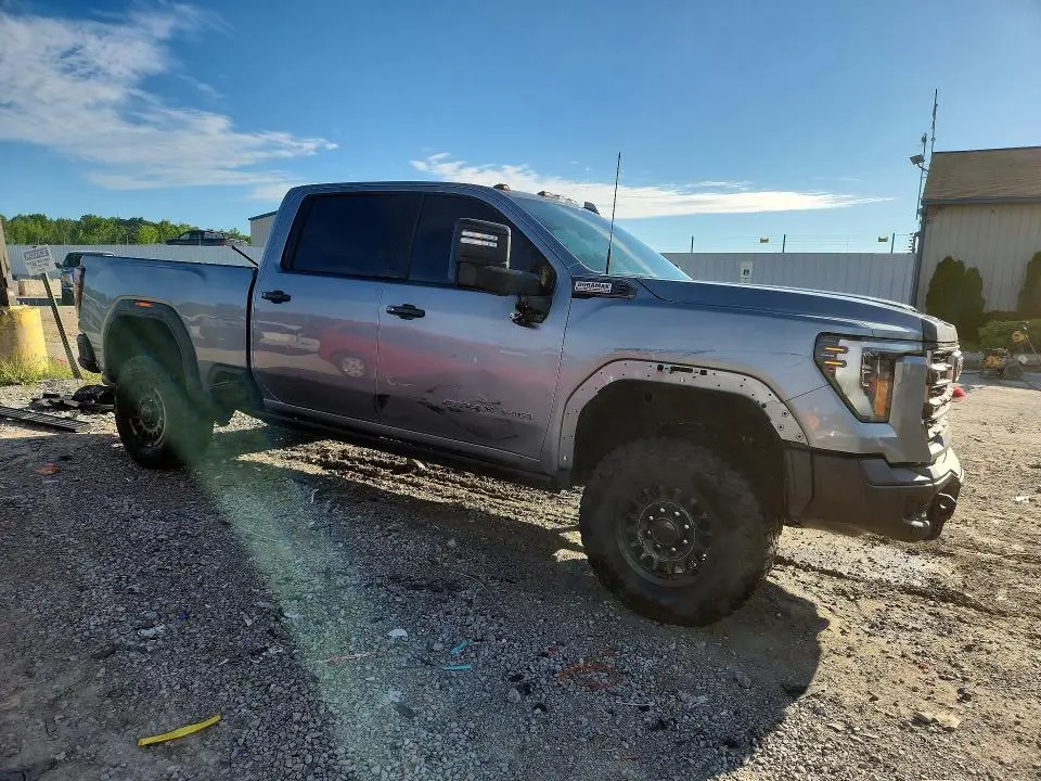 2025 GMC SIERRA K2500 AT4X  