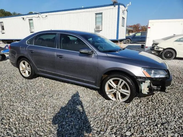 2012 VOLKSWAGEN PASSAT SEL  