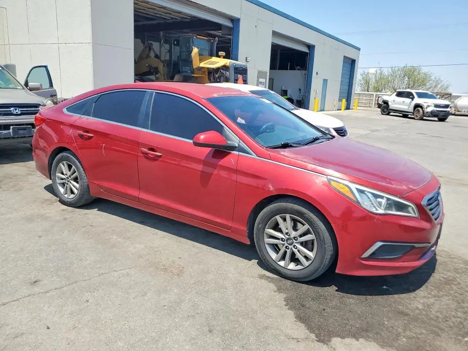 2016 HYUNDAI SONATA SE  