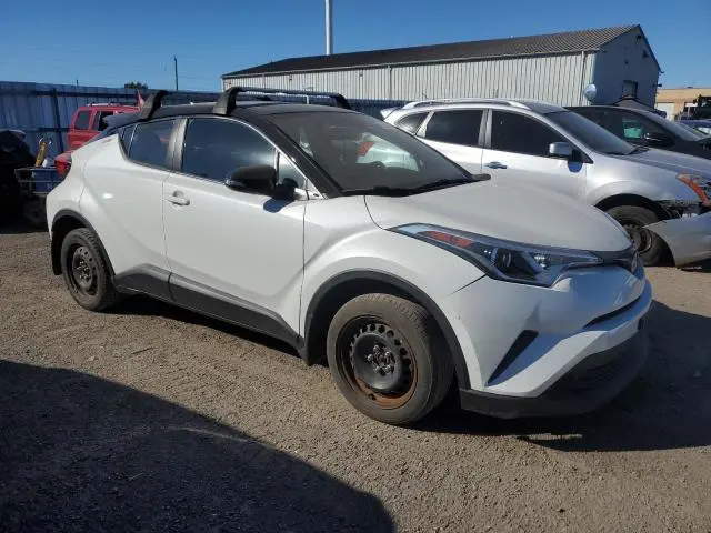 2019 TOYOTA C-HR XLE  