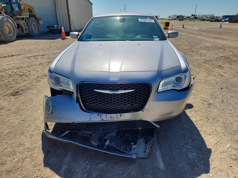 2017 CHRYSLER 300 LIMITED  