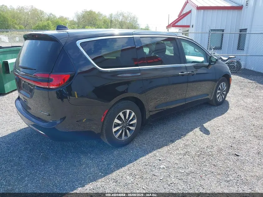 2022 CHRYSLER PACIFICA HYBRID TOURING L