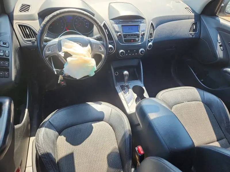 2011 HYUNDAI TUCSON GLS  
