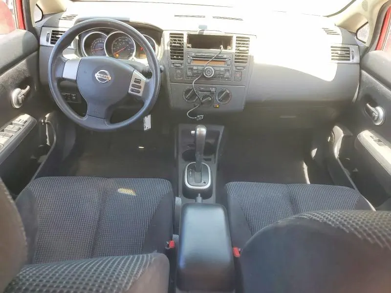 2011 NISSAN VERSA 1.8 S  