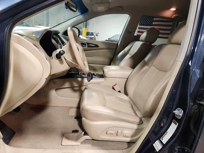2015 NISSAN PATHFINDER SL  