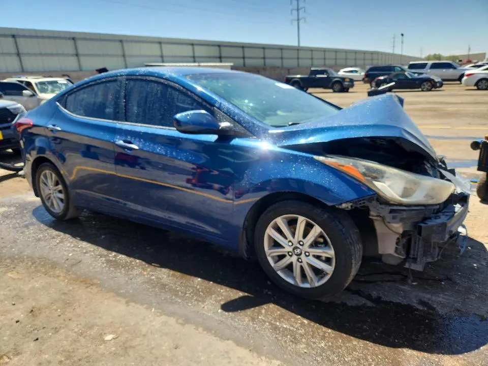 2015 HYUNDAI ELANTRA SE  