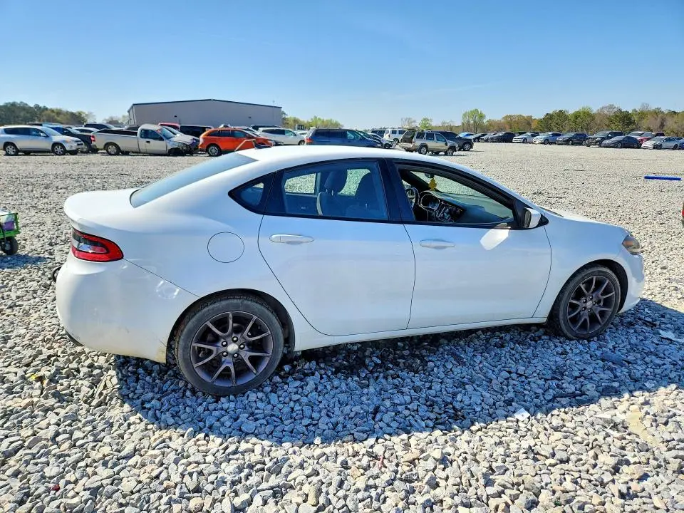 2016 DODGE DART SXT  