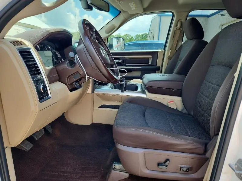 2018 RAM 1500 SLT  