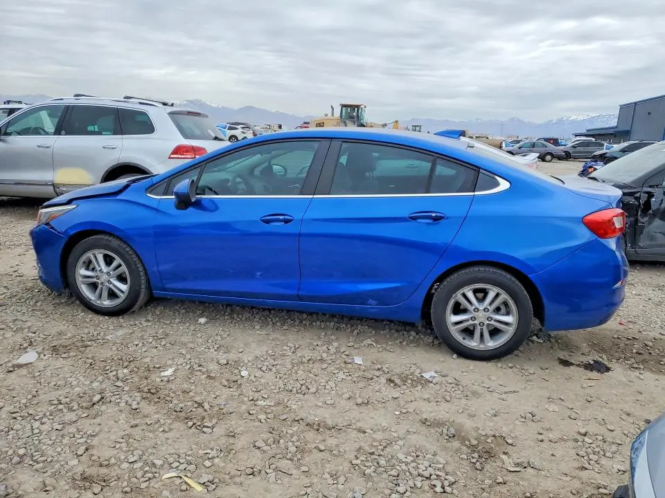 2016 CHEVROLET CRUZE LT  