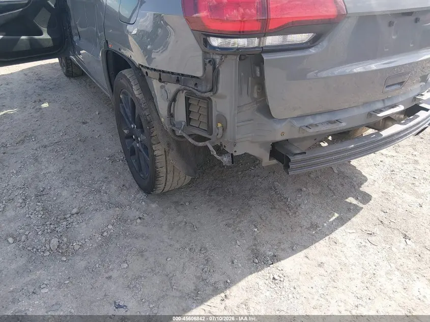 2021 JEEP GRAND CHEROKEE LAREDO X 4X2