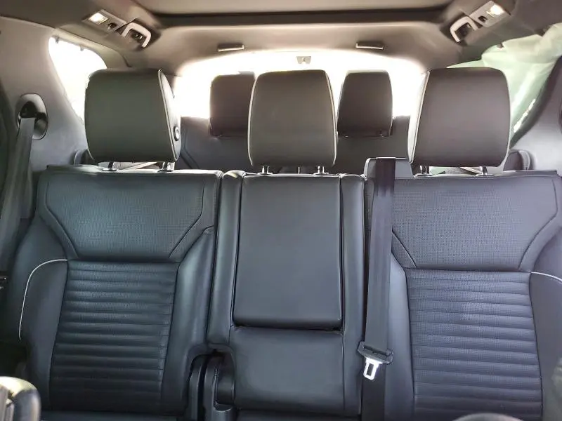 2017 LAND ROVER DISCOVERY HSE LUXURY  