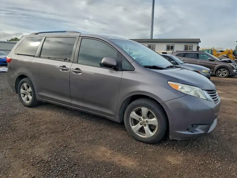 2015 TOYOTA SIENNA   