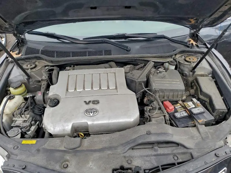 2010 TOYOTA CAMRY SE  