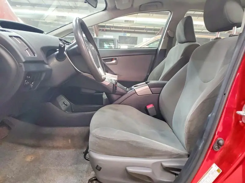 2013 TOYOTA PRIUS TWO  