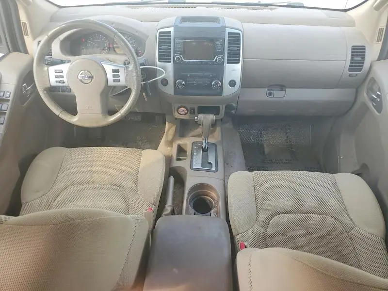 2016 NISSAN FRONTIER SV  