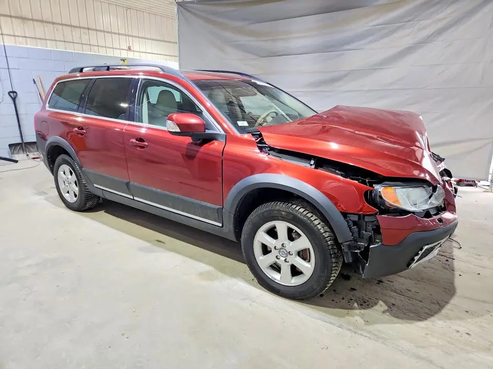 2011 VOLVO XC70 3.2  