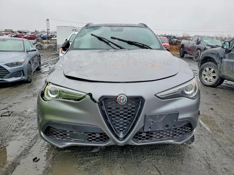 2021 ALFA ROMEO STELVIO TI  