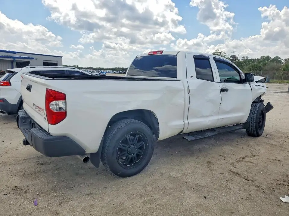 2017 TOYOTA TUNDRA SR  