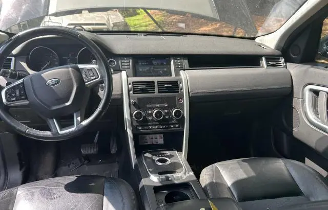 2017 LAND ROVER DISCOVERY SPORT SE  