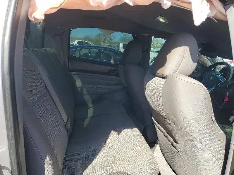 2015 TOYOTA TACOMA V6  