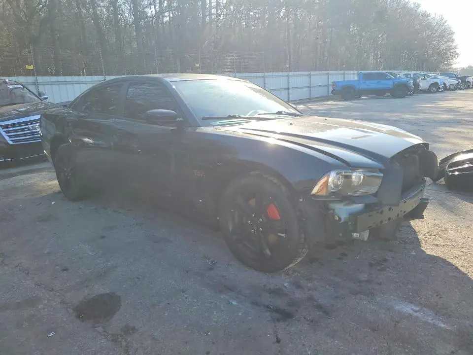 2014 DODGE CHARGER R  