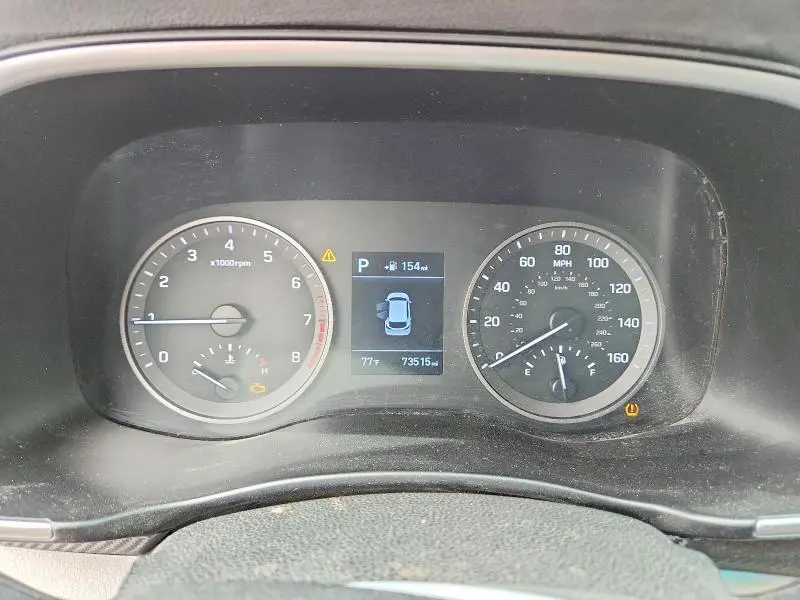 2021 HYUNDAI TUCSON SE  