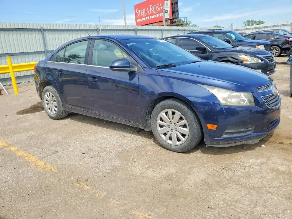 2011 CHEVROLET CRUZE LT  