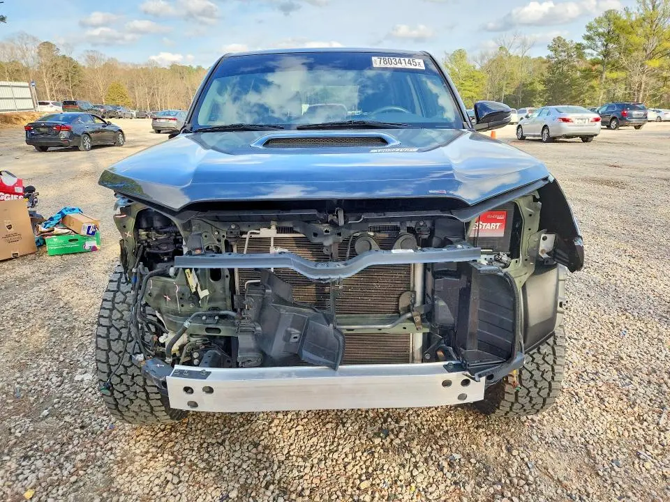 2019 TOYOTA 4RUNNER SR5/SR5 PREMIUM  