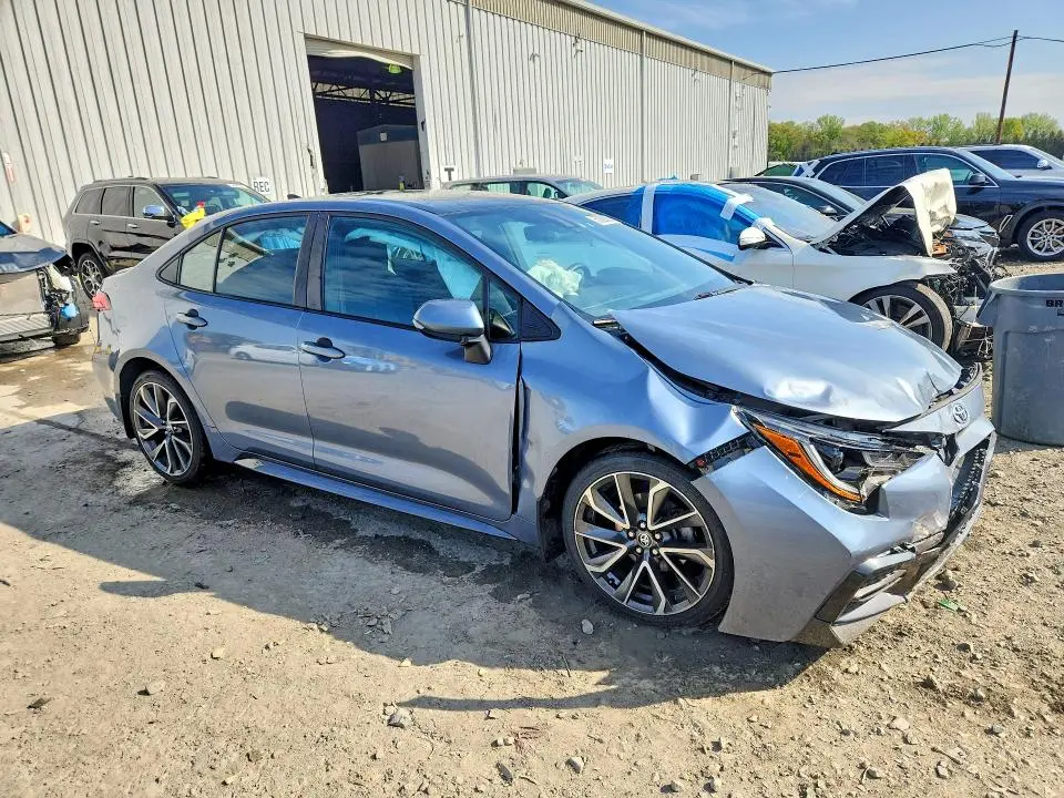 2022 TOYOTA COROLLA SE  