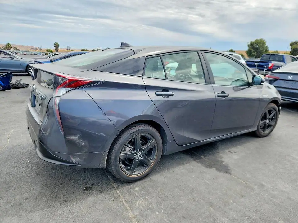 2017 TOYOTA PRIUS FOUR TOURING  