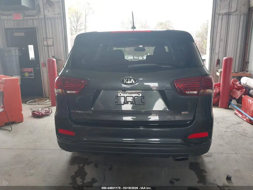 2019 KIA SORENTO 2.4L LX
