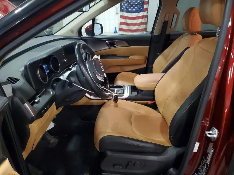 2023 KIA CARNIVAL LX  