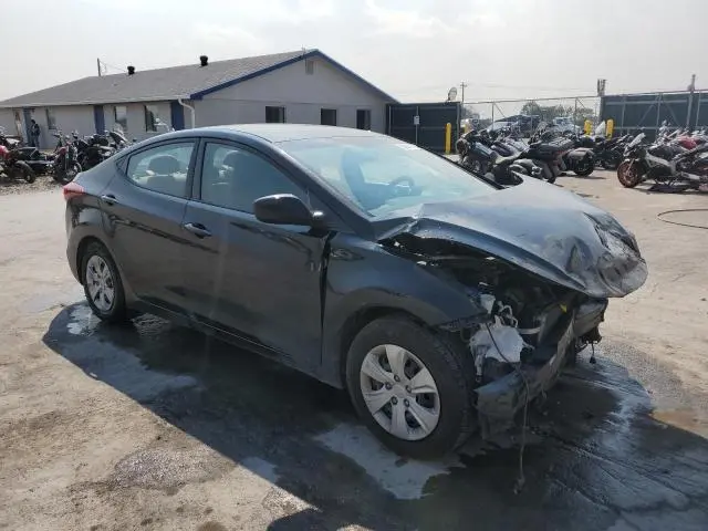 2016 HYUNDAI ELANTRA SE  