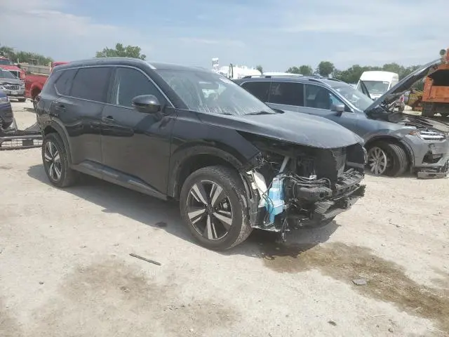 2024 NISSAN ROGUE SL  